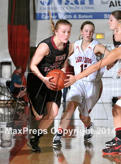 Thumbnail 3 in West Valley vs. Corning (CIF NS D4 Final) photogallery.