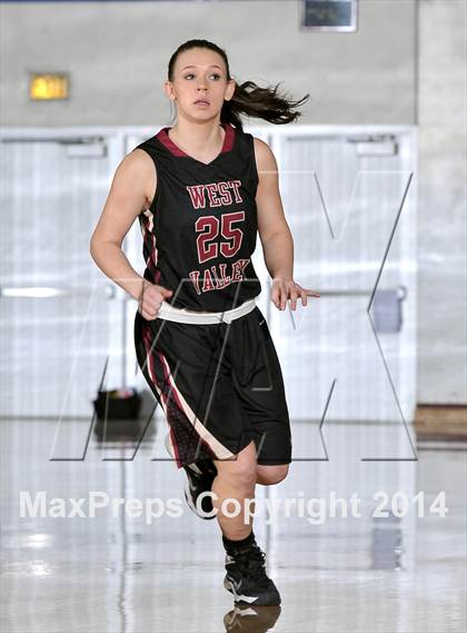 Thumbnail 3 in West Valley vs. Corning (CIF NS D4 Final) photogallery.