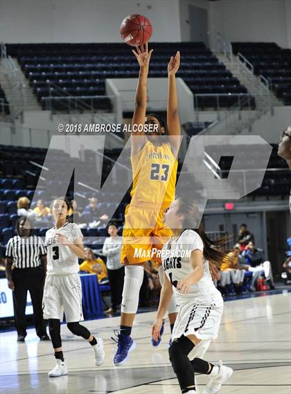 Thumbnail 3 in Cypress Ranch vs. Houston Heights (UIL 6A Bi-District Playoff) photogallery.