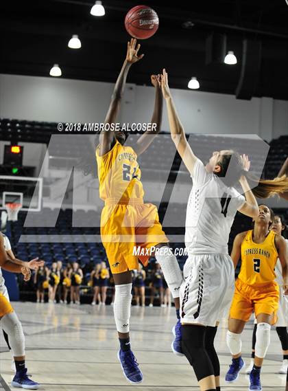 Thumbnail 2 in Cypress Ranch vs. Houston Heights (UIL 6A Bi-District Playoff) photogallery.