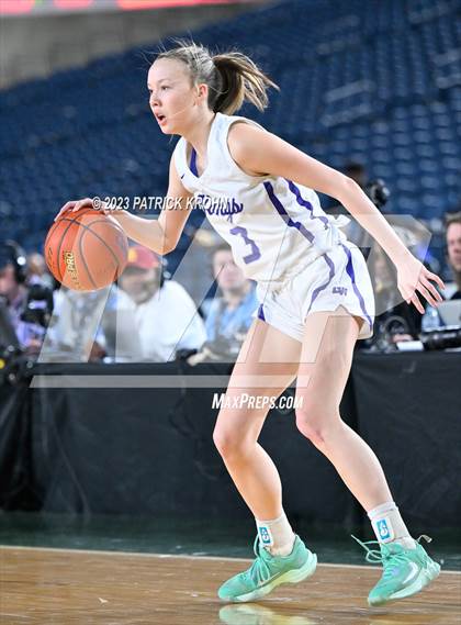 Thumbnail 3 in Garfield vs. Lake Washington (WIAA 3A Final) photogallery.