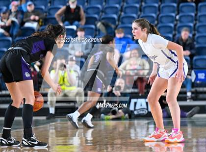 Thumbnail 2 in Garfield vs. Lake Washington (WIAA 3A Final) photogallery.