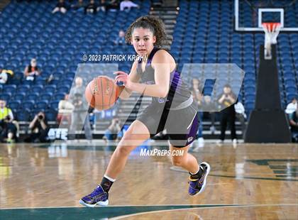 Thumbnail 1 in Garfield vs. Lake Washington (WIAA 3A Final) photogallery.