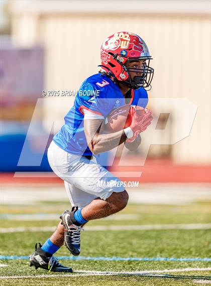 Thumbnail 2 in Touchstone Energy Bowl photogallery.