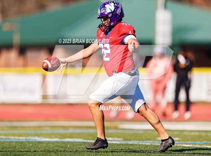 Thumbnail 2 in Touchstone Energy Bowl photogallery.