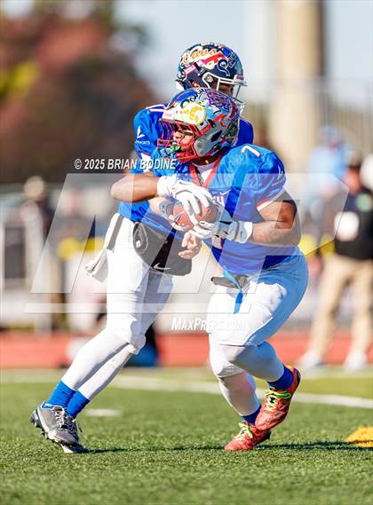 Thumbnail 1 in Touchstone Energy Bowl photogallery.