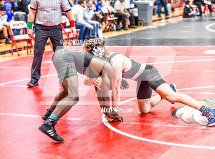 Thumbnail 1 in Shawnee Mission Varsity Invitational  photogallery.