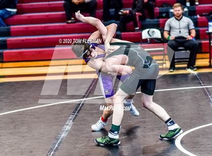 Thumbnail 3 in Shawnee Mission Varsity Invitational  photogallery.