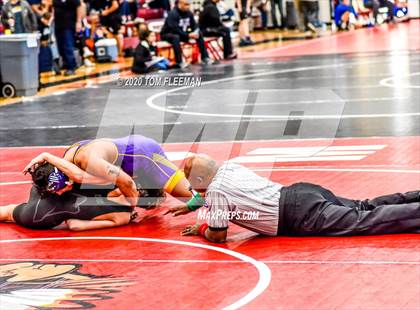 Thumbnail 1 in Shawnee Mission Varsity Invitational  photogallery.