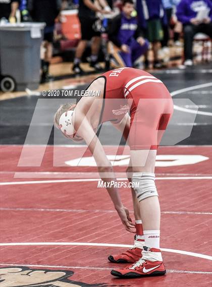 Thumbnail 1 in Shawnee Mission Varsity Invitational  photogallery.