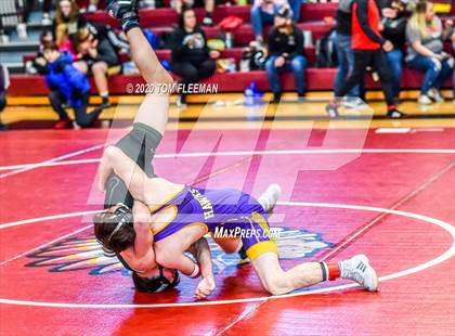 Thumbnail 1 in Shawnee Mission Varsity Invitational  photogallery.