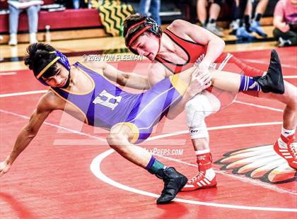 Thumbnail 2 in Shawnee Mission Varsity Invitational  photogallery.
