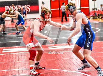 Thumbnail 1 in Shawnee Mission Varsity Invitational  photogallery.