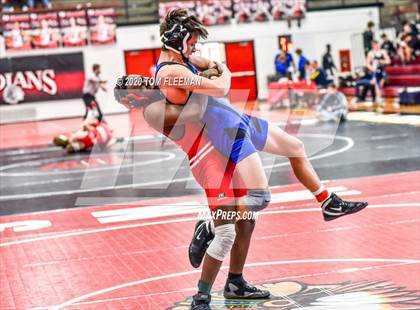 Thumbnail 3 in Shawnee Mission Varsity Invitational  photogallery.