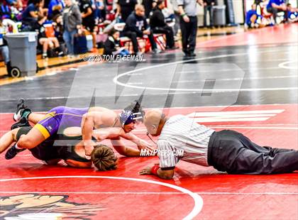Thumbnail 3 in Shawnee Mission Varsity Invitational  photogallery.
