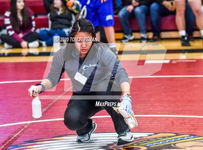 Thumbnail 3 in Shawnee Mission Varsity Invitational  photogallery.