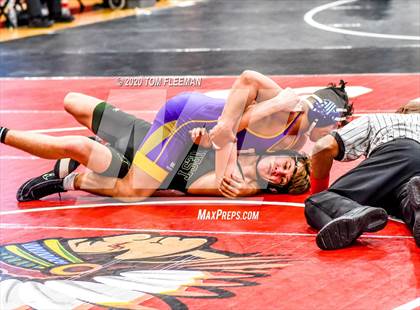 Thumbnail 1 in Shawnee Mission Varsity Invitational  photogallery.