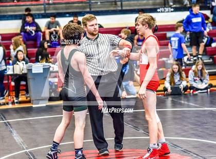 Thumbnail 2 in Shawnee Mission Varsity Invitational  photogallery.