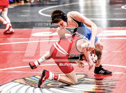 Thumbnail 3 in Shawnee Mission Varsity Invitational  photogallery.