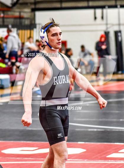 Thumbnail 2 in Shawnee Mission Varsity Invitational  photogallery.