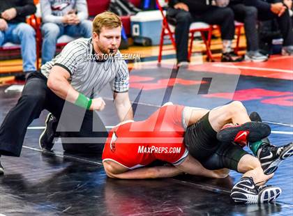 Thumbnail 3 in Shawnee Mission Varsity Invitational  photogallery.