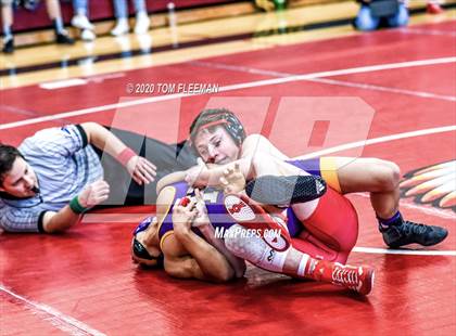 Thumbnail 3 in Shawnee Mission Varsity Invitational  photogallery.