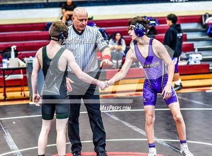 Thumbnail 2 in Shawnee Mission Varsity Invitational  photogallery.