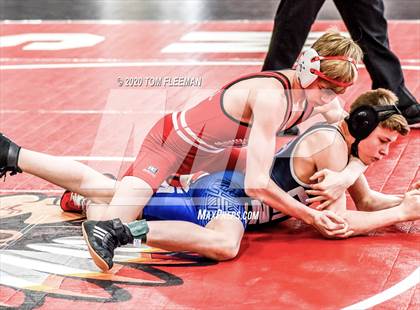 Thumbnail 1 in Shawnee Mission Varsity Invitational  photogallery.