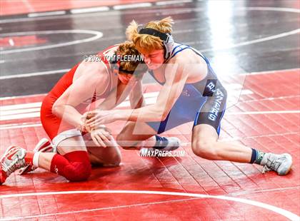 Thumbnail 2 in Shawnee Mission Varsity Invitational  photogallery.