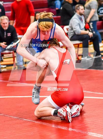 Thumbnail 1 in Shawnee Mission Varsity Invitational  photogallery.