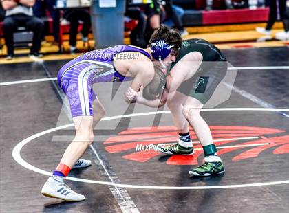 Thumbnail 2 in Shawnee Mission Varsity Invitational  photogallery.
