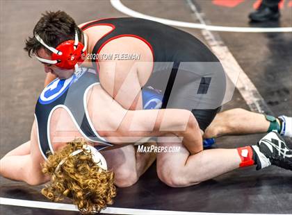 Thumbnail 2 in Shawnee Mission Varsity Invitational  photogallery.