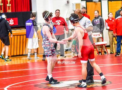 Thumbnail 2 in Shawnee Mission Varsity Invitational  photogallery.