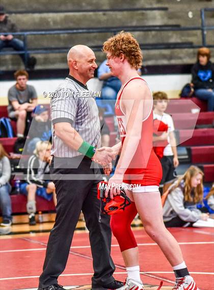 Thumbnail 1 in Shawnee Mission Varsity Invitational  photogallery.