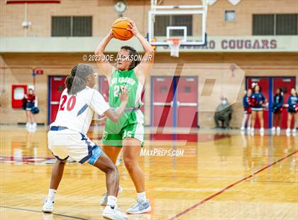 Thumbnail 1 in St. Mary's @ Sahuaro photogallery.