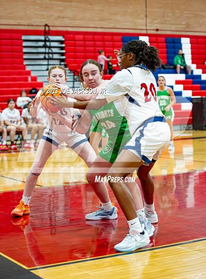 Thumbnail 2 in St. Mary's @ Sahuaro photogallery.