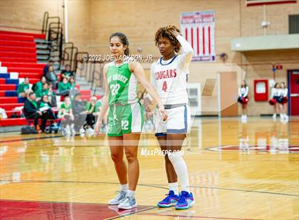 Thumbnail 1 in St. Mary's @ Sahuaro photogallery.