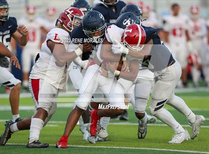 Thumbnail 3 in Orange Lutheran vs Sierra Canyon photogallery.