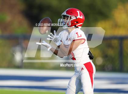 Thumbnail 3 in Orange Lutheran vs Sierra Canyon photogallery.