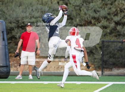 Thumbnail 3 in Orange Lutheran vs Sierra Canyon photogallery.