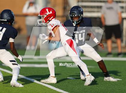 Thumbnail 3 in Orange Lutheran vs Sierra Canyon photogallery.