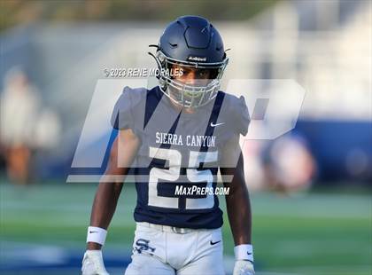 Thumbnail 3 in Orange Lutheran vs Sierra Canyon photogallery.