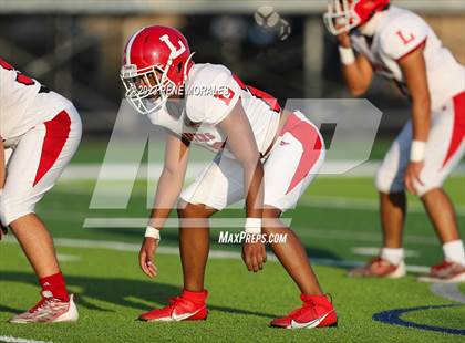 Thumbnail 3 in Orange Lutheran vs Sierra Canyon photogallery.