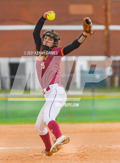 Thumbnail 1 in Lassiter vs. River Ridge photogallery.