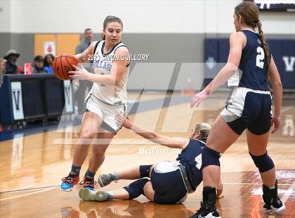 Thumbnail 2 in Village vs Concordia Lutheran photogallery.