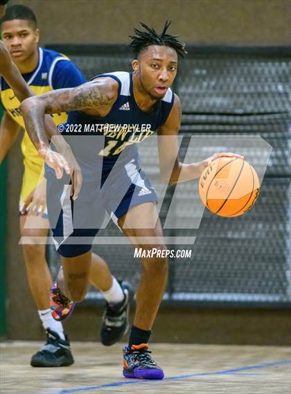 Thumbnail 2 in New Life Christian Academy vs. Heirway Christian Academy (Isaac Levy Veterans Day Tournament) photogallery.