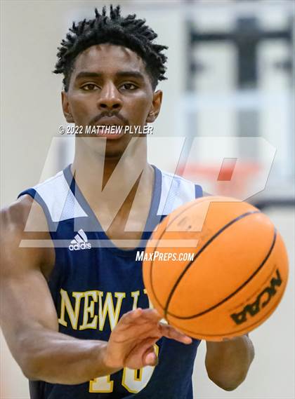 Thumbnail 3 in New Life Christian Academy vs. Heirway Christian Academy (Isaac Levy Veterans Day Tournament) photogallery.
