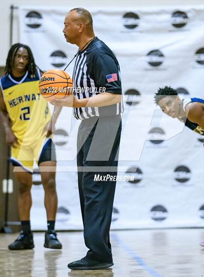 Thumbnail 3 in New Life Christian Academy vs. Heirway Christian Academy (Isaac Levy Veterans Day Tournament) photogallery.