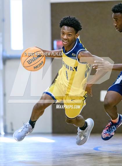 Thumbnail 3 in New Life Christian Academy vs. Heirway Christian Academy (Isaac Levy Veterans Day Tournament) photogallery.