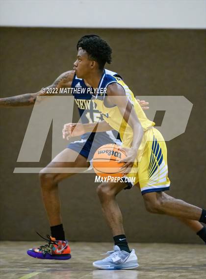 Thumbnail 3 in New Life Christian Academy vs. Heirway Christian Academy (Isaac Levy Veterans Day Tournament) photogallery.
